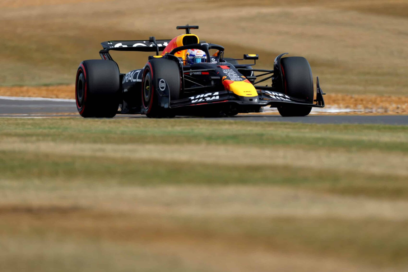 Újabb fegyvereket kap a lehetetlennek tűnő feladat előtt álló Verstappen