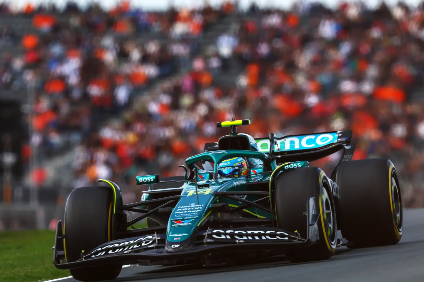 „Soha nem lett volna szabad megtörténnie” – Alonso nem kertelt a Red Bulltól elcsábított mérnök bukását okozó tendencia kapcsán