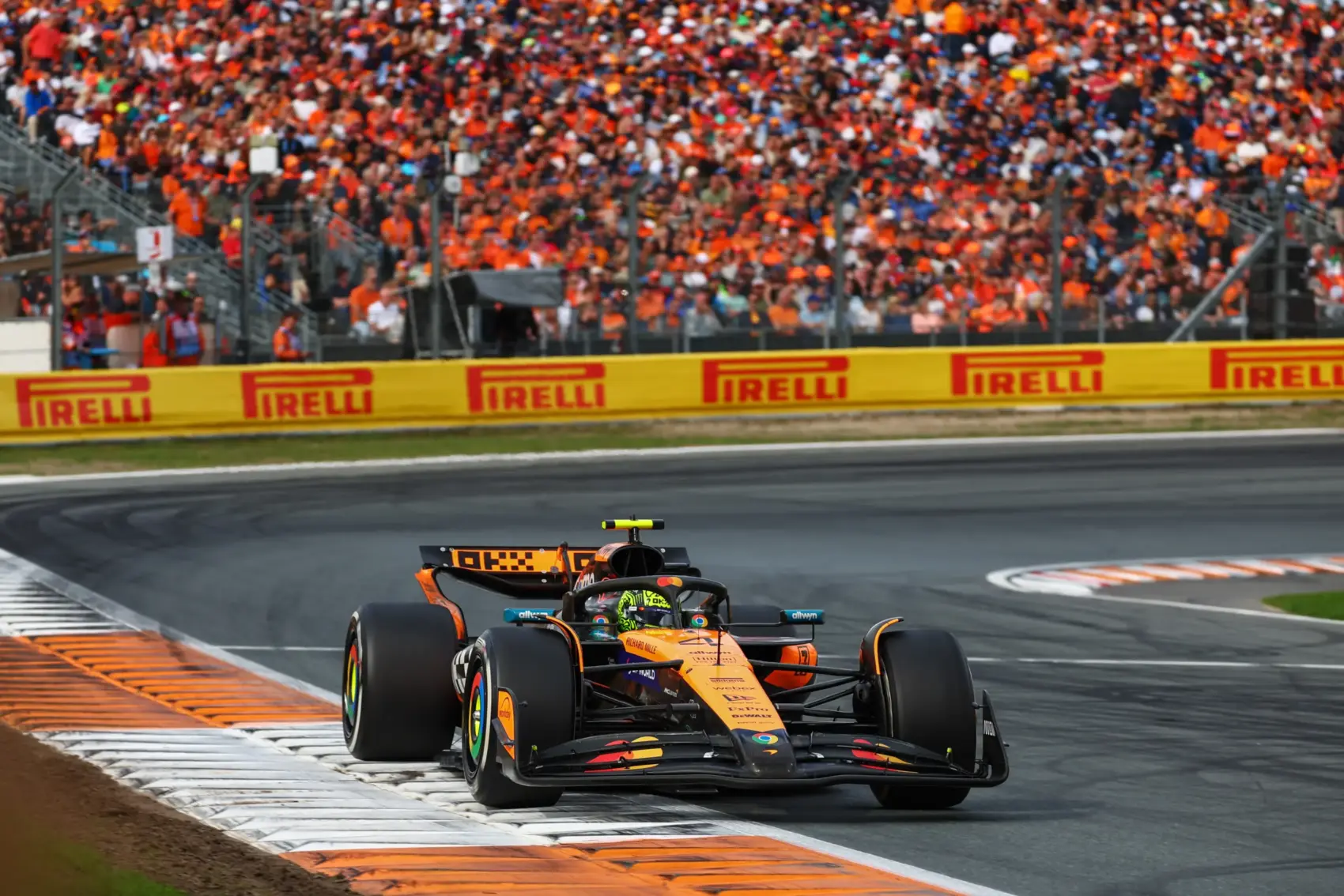 „Úgy fogja érezni, hogy ez nagyon igazságtalan” – Norris kiesése miatt fájdalommal vegyes a McLaren öröme