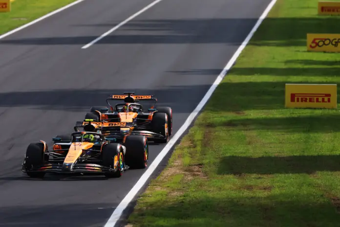 Norris, Piastri, McLaren