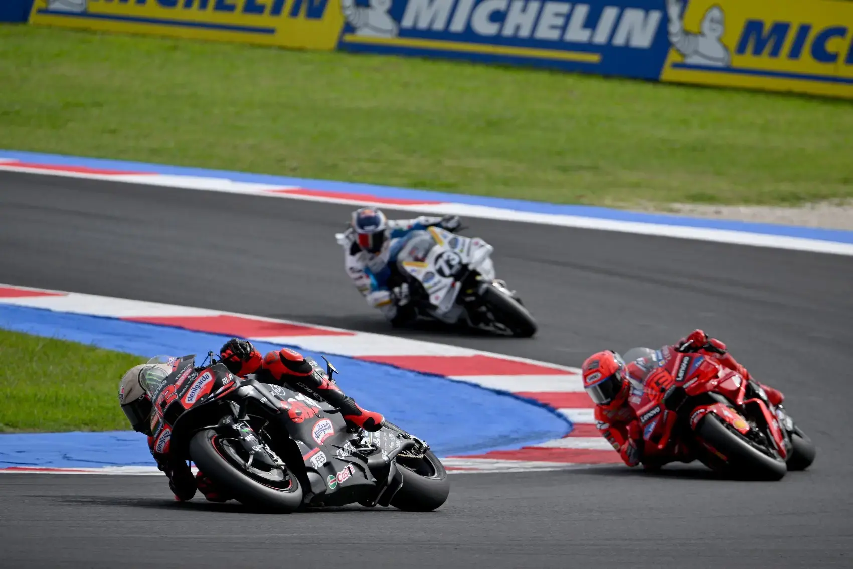 A Márquez testvérek és Bezzecchi helyzete sem változott – így alakult a 2025-ös sprint- és főfutamtabella a MotoGP-ben