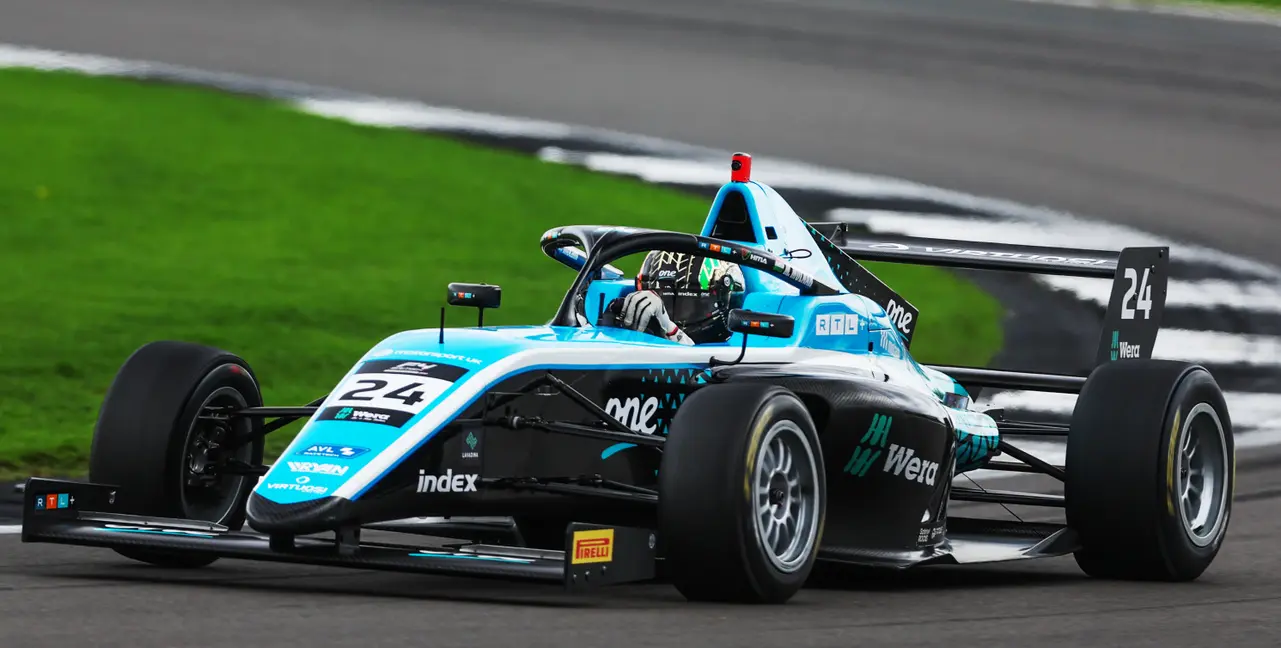 Molnár Martin harmadszor is pole-ban, ezúttal Silverstone-ban