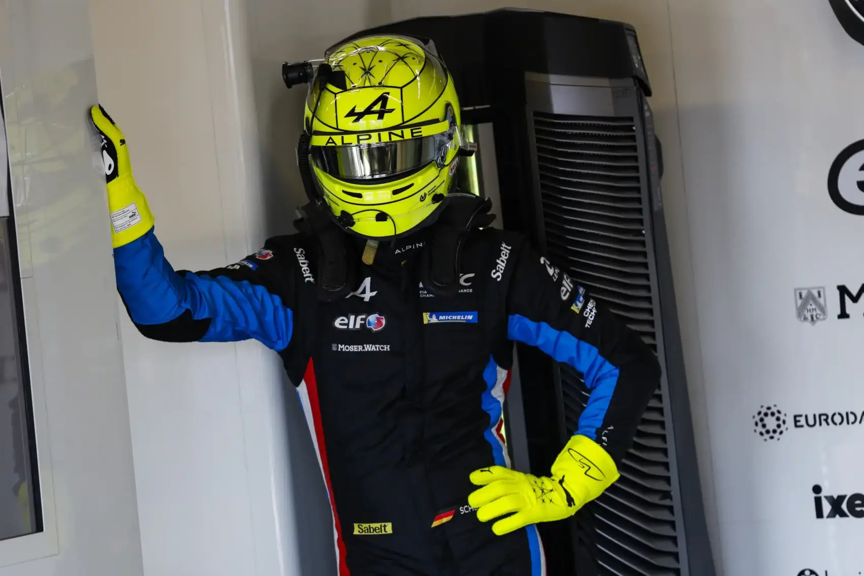 Világbajnokot igazoltak Mick Schumacher helyére, de lehet, hogy a csapattársa lesz