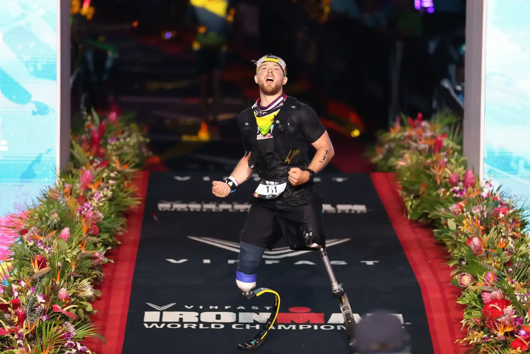 „Hallottam a másik versenyző ordítását” – új álmáról és traumájáról mesélt a mindkét lábát elveszítő pilóta