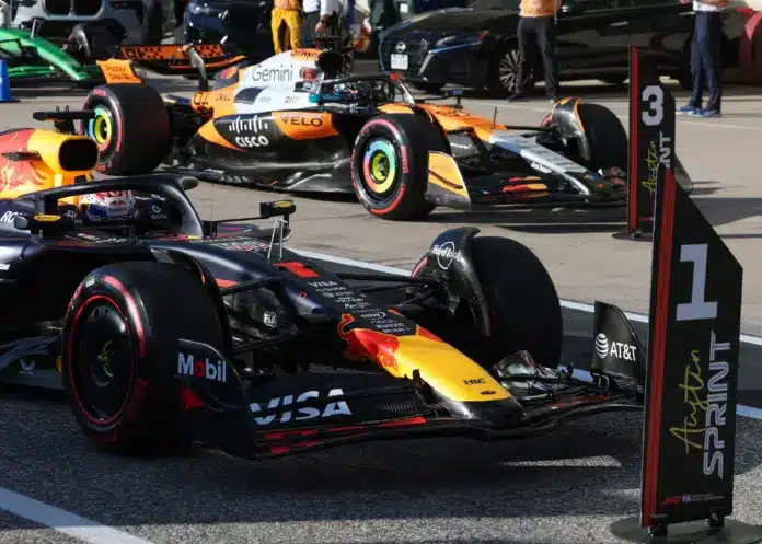 Verstappen, Red Bull, Piastri, McLaren