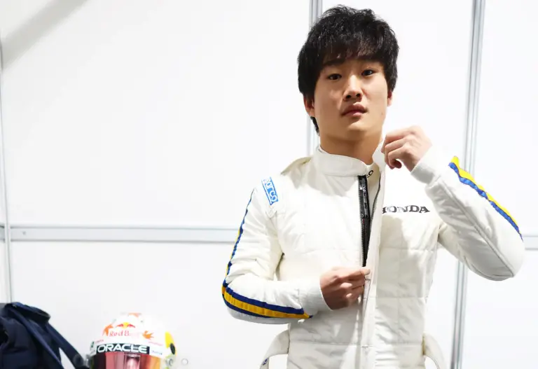 Tsunoda kíváncsian várja, hova fejlődhet a cserepadon