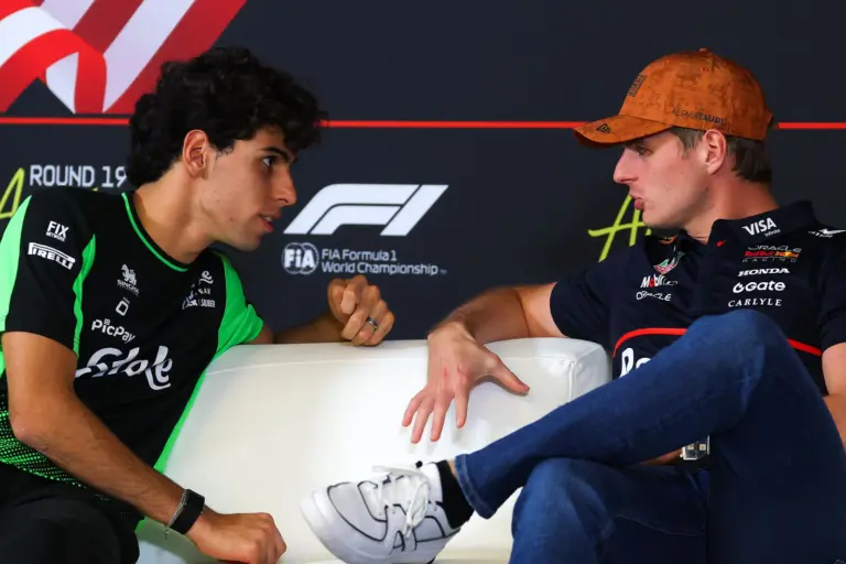 Verstappen érdemelné meg a bajnoki címet az egyik riválisa szerint