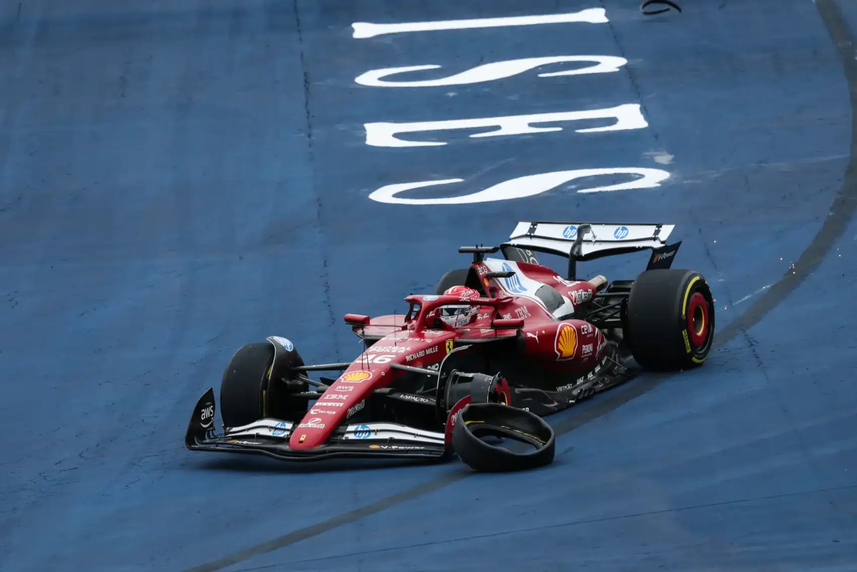 Hamilton és Leclerc is üzent az őket kritizáló Ferrari-elnöknek?