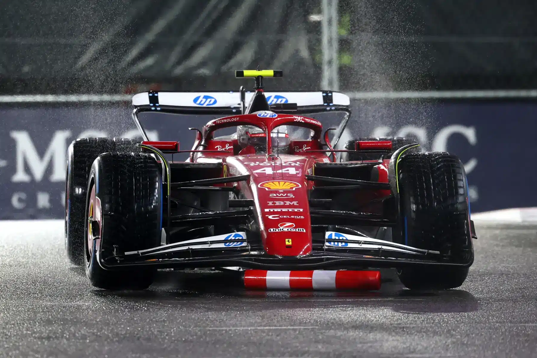 Hamilton, Ferrari