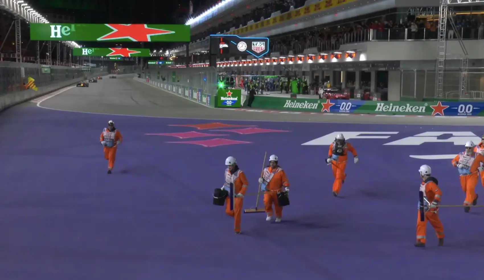 Újabb életveszélyes jelenetek egy F1-es pályán, de az FIA szerint ők nem hibáztak