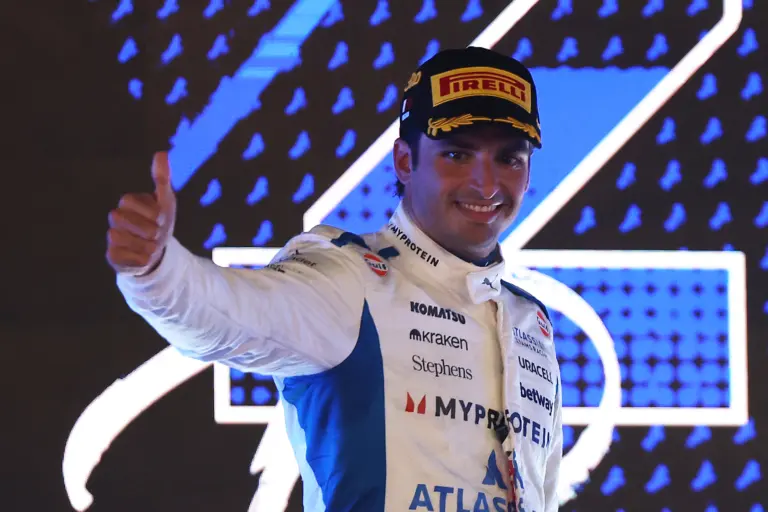 Ez az adat bizonyítja, hogy Sainznál jobb befektetés nincs a Forma–1-ben