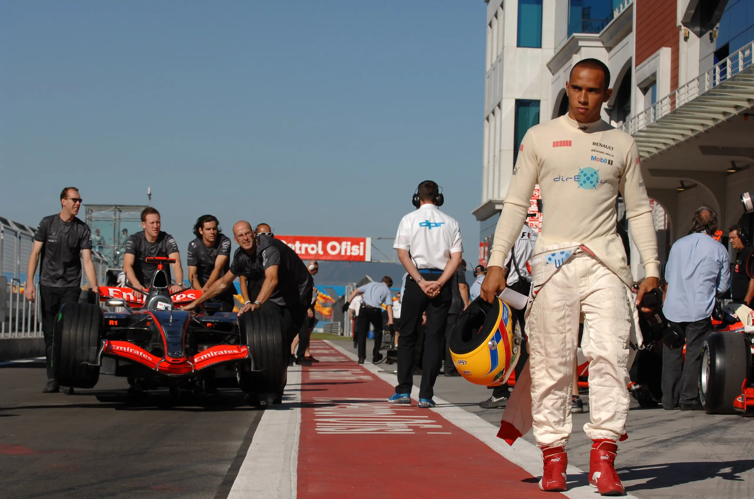 Peter Sauber „utolsó titka” szerint Hamilton közel volt egy váratlan igazoláshoz