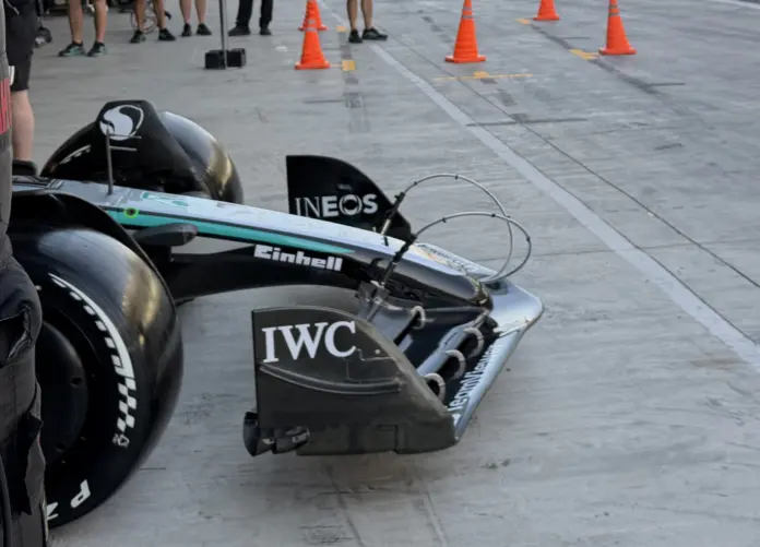 Mercedes, első szárny, 2026