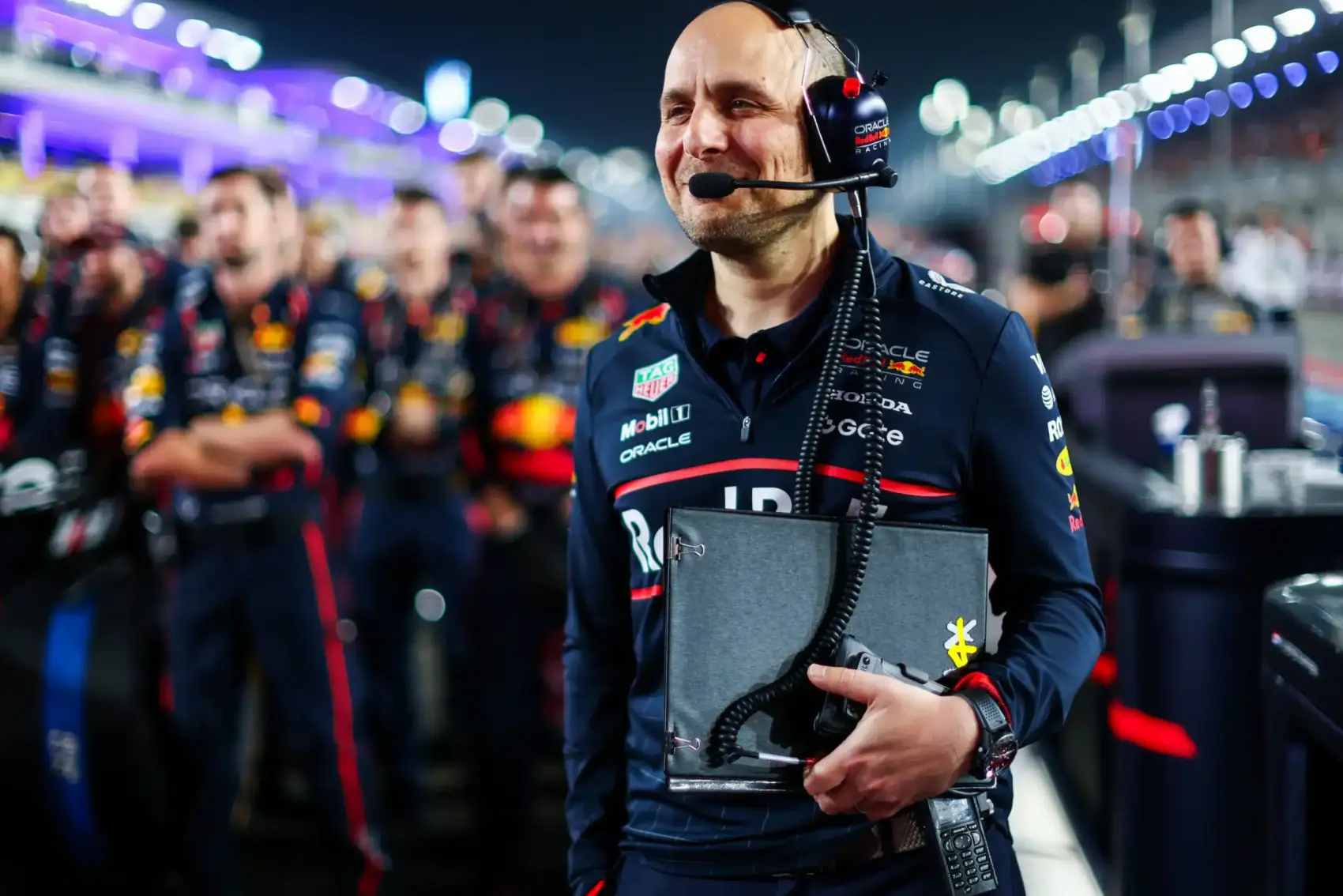 Az Aston Martin mellett egy másik F1-es csapattal is hírbe hozták Verstappen mérnökét