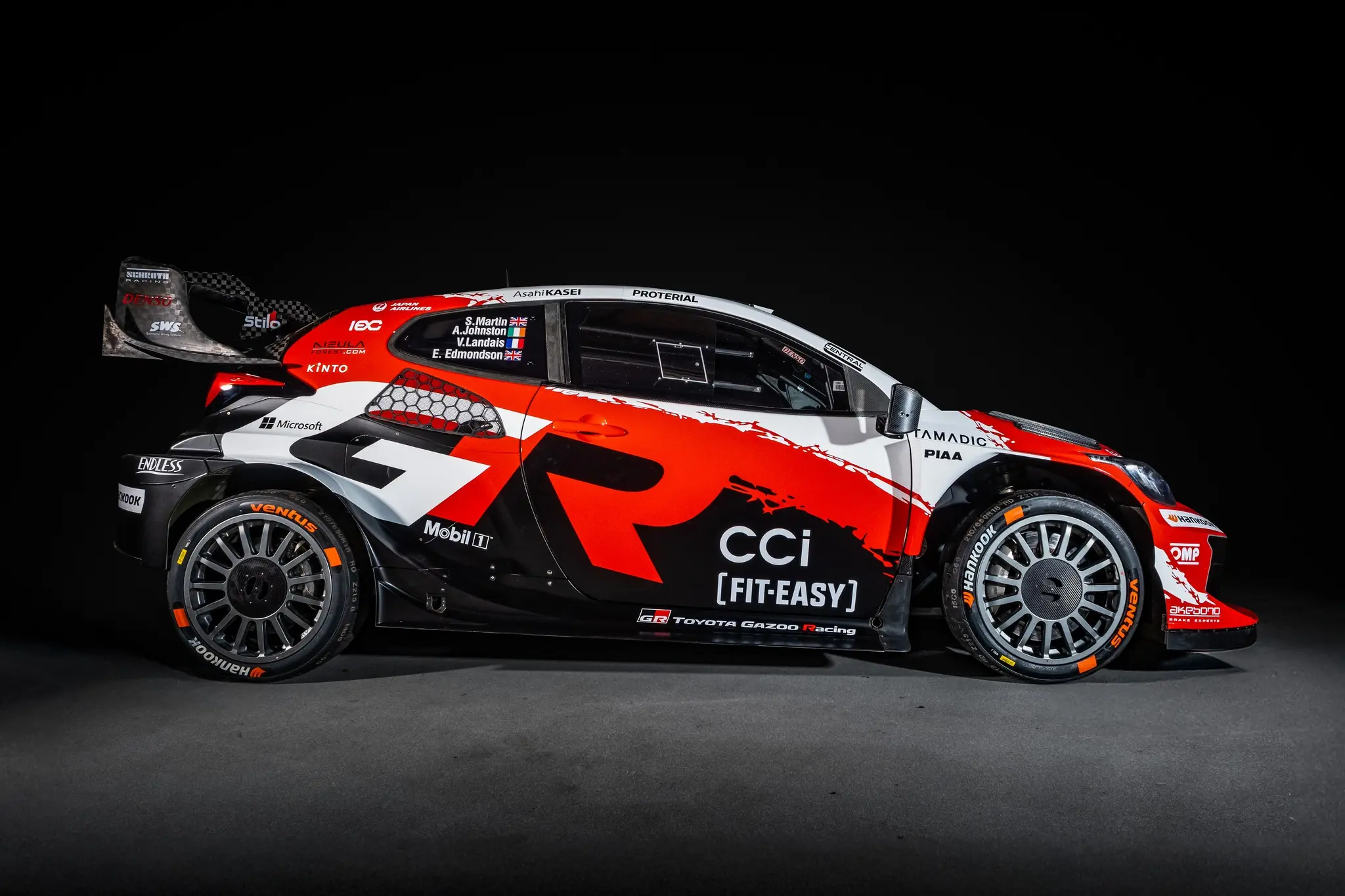 Bemutatta Rally1-es autójának festését a Toyota