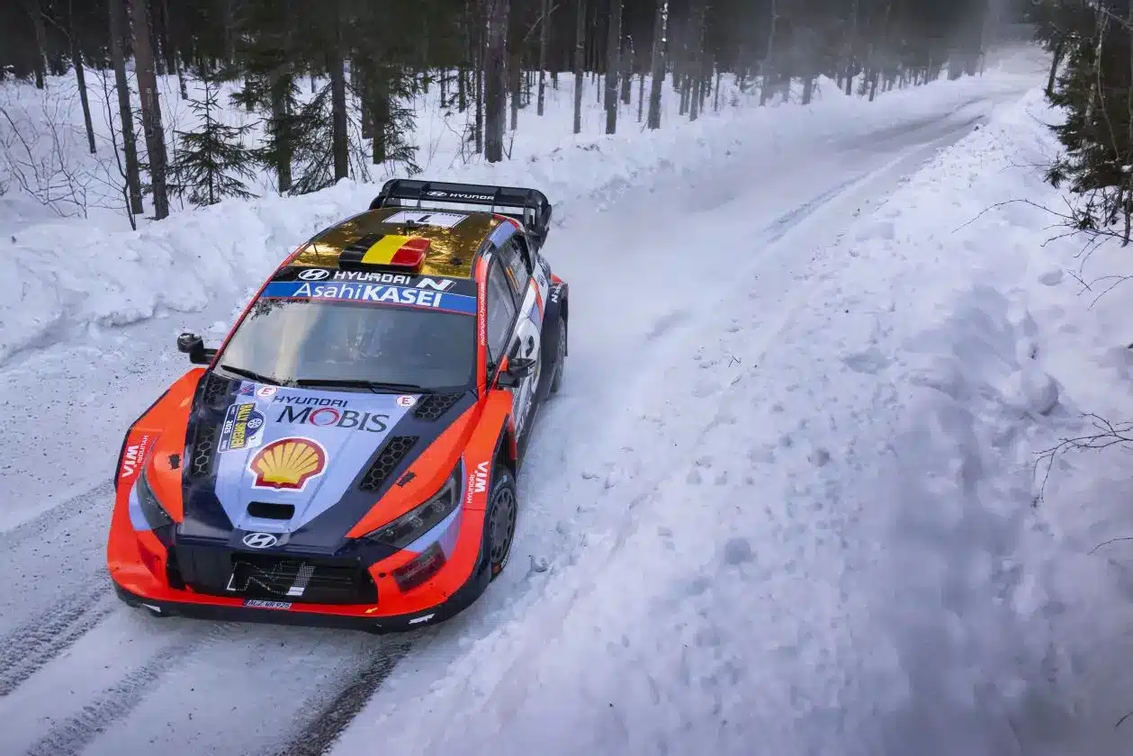 Hóhelyzet a Hyundai tesztjén – Elhalasztották Neuville tesztjét
