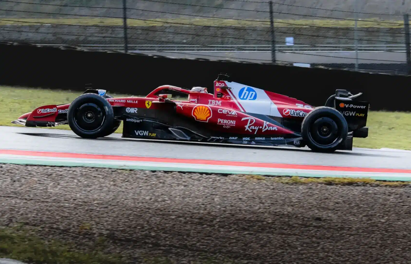 Bennfentes információkat is szerez a Ferraritól az új F1-es csapat?