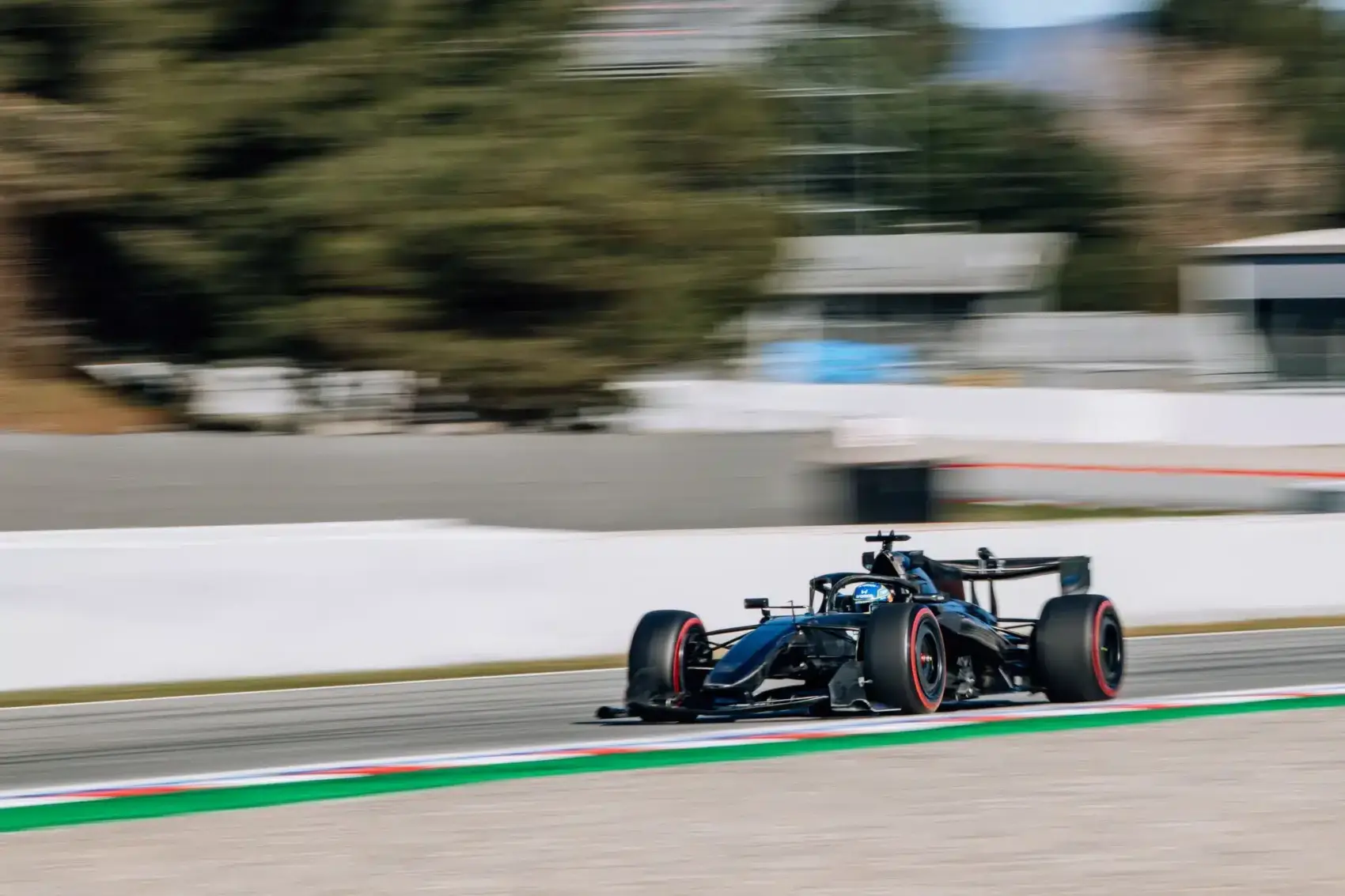 Mindent titkolni akartak, de azért több dolgot is megtudtunk az idei első F1-es teszten