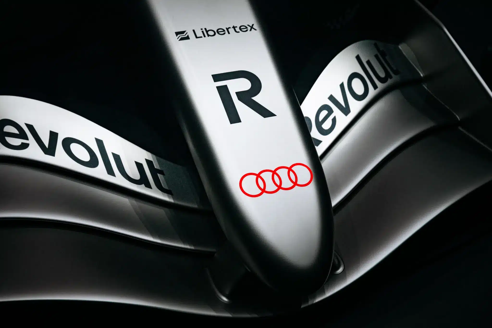 Audi R26