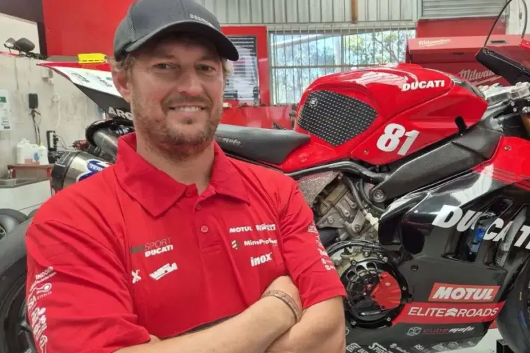 Gyári támogatású Ducatival versenyezhet idén a doppingolás miatt kétszer is eltiltott veterán