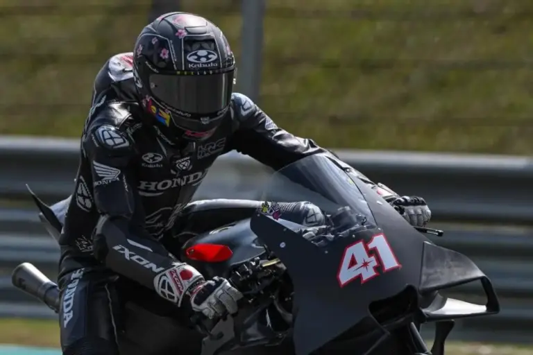 A Honda zárt az élen a shakedown első napján, Talmácsi egykori csapattársa is motorra ült