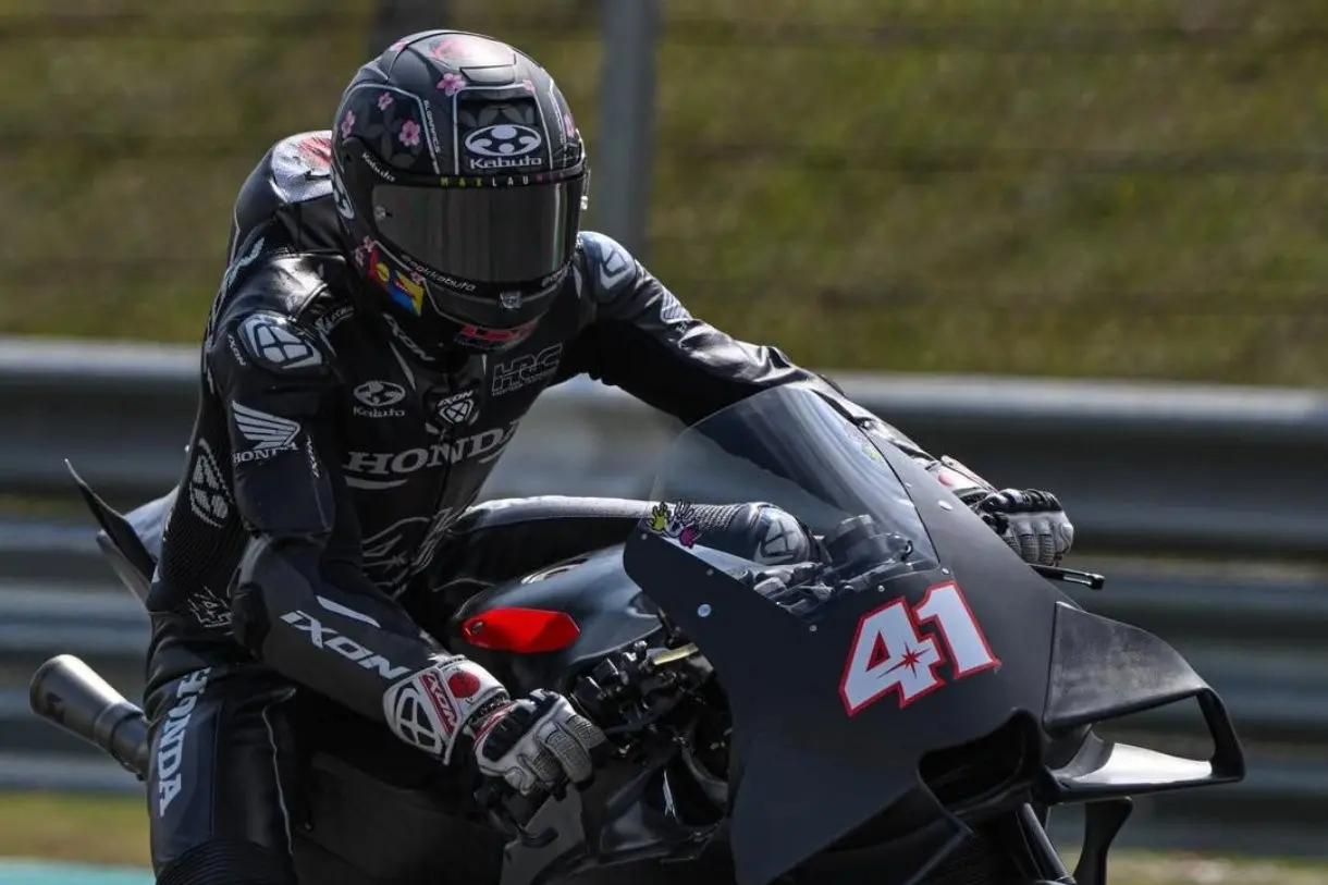 A Honda zárt az élen a shakedown első napján, Talmácsi egykori csapattársa is motorra ült