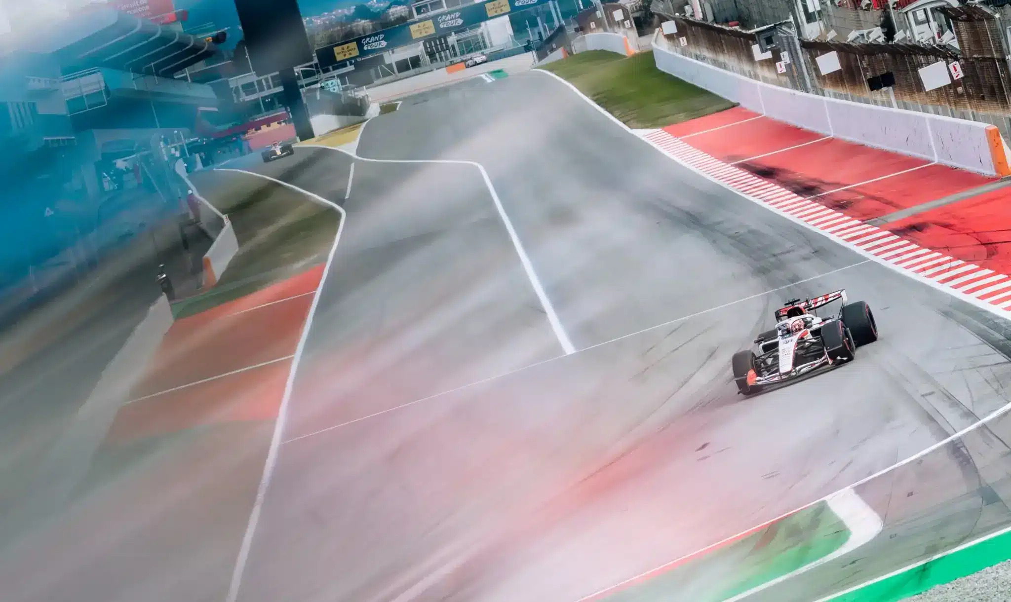 Kiderült, ki volt a leggyorsabb a barcelonai F1-es teszt első napján