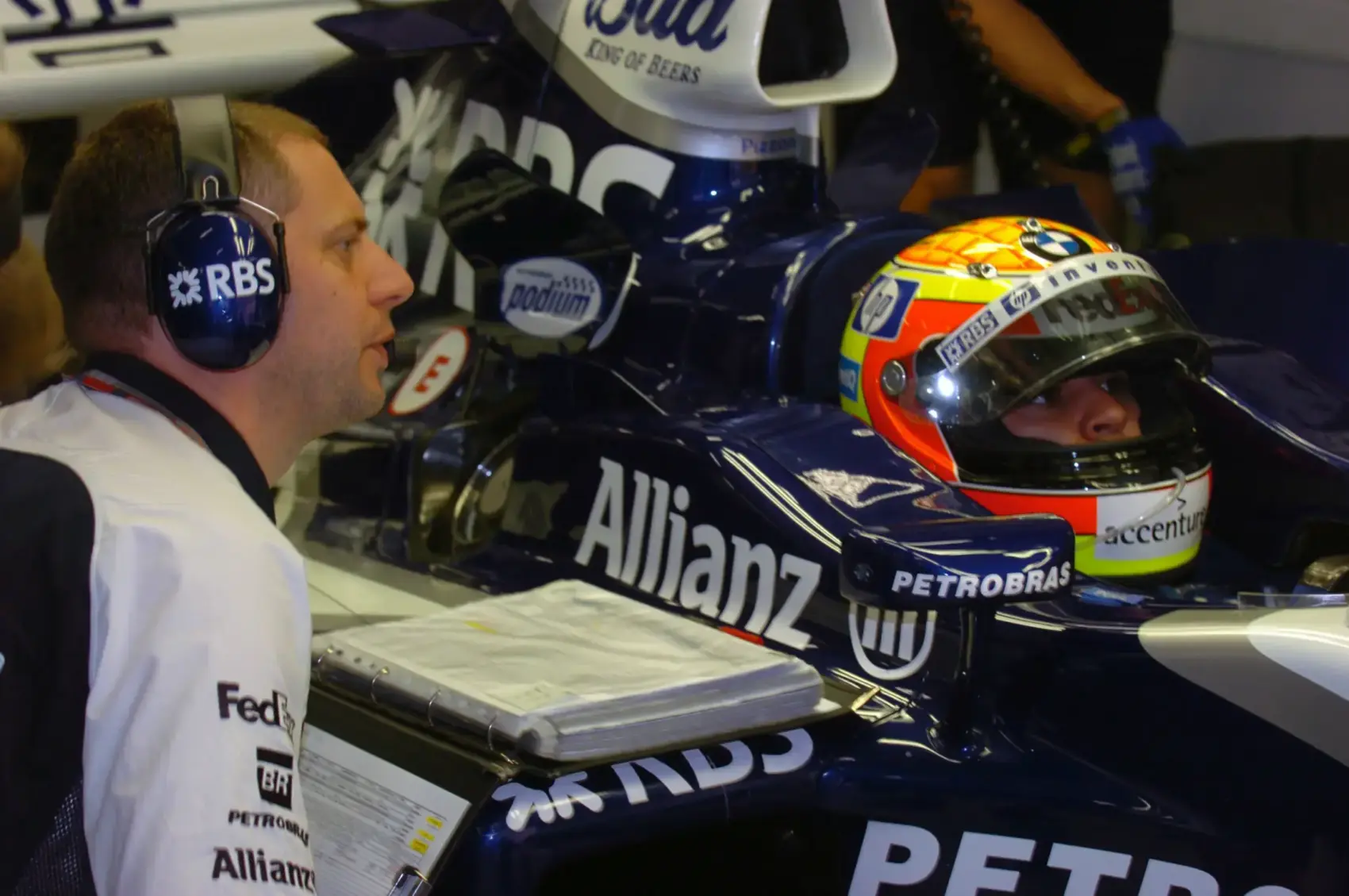 Letartóztatták a korábbi F1-es pilótát