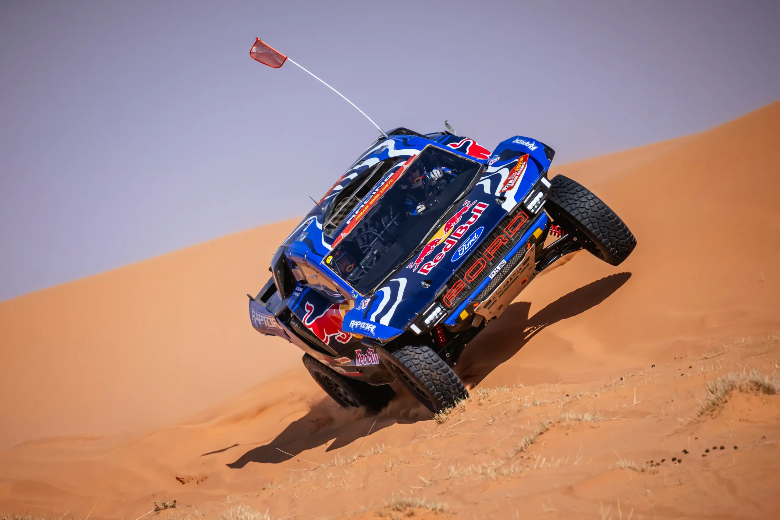 Meglepetés szakaszeredmények, kettős Ford-vezetés a Dakar 9. szakasza után