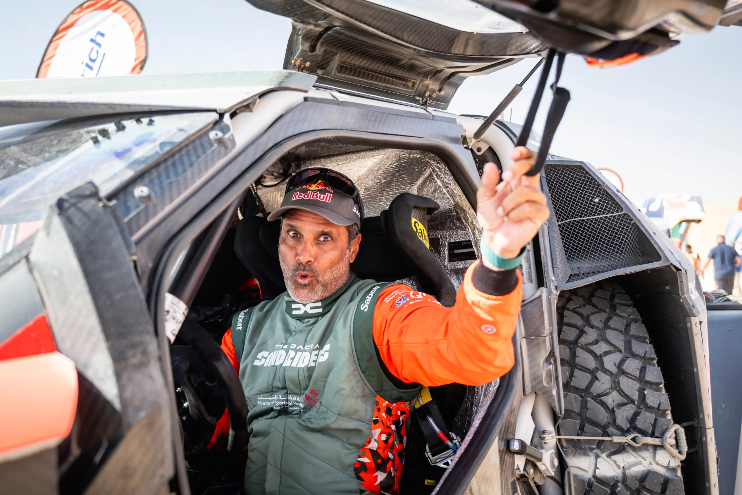 Al-Attiyah beállította Vatanen és Peterhansel rekordját, közel a hatodik Dakar győzelméhez