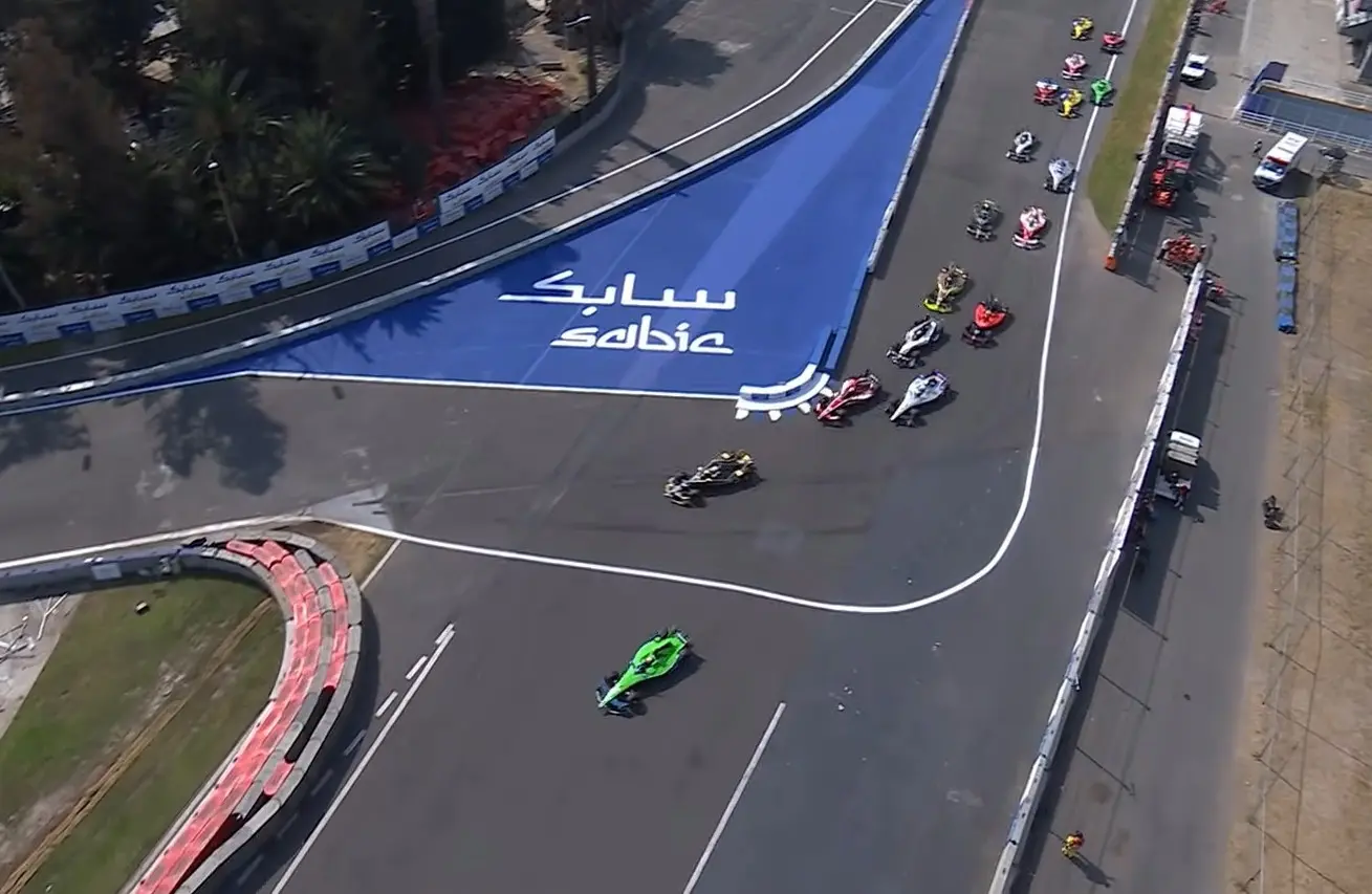 Buemi kriminális rajtja után a Citroen két futam alatt meghódította a Formula E-t