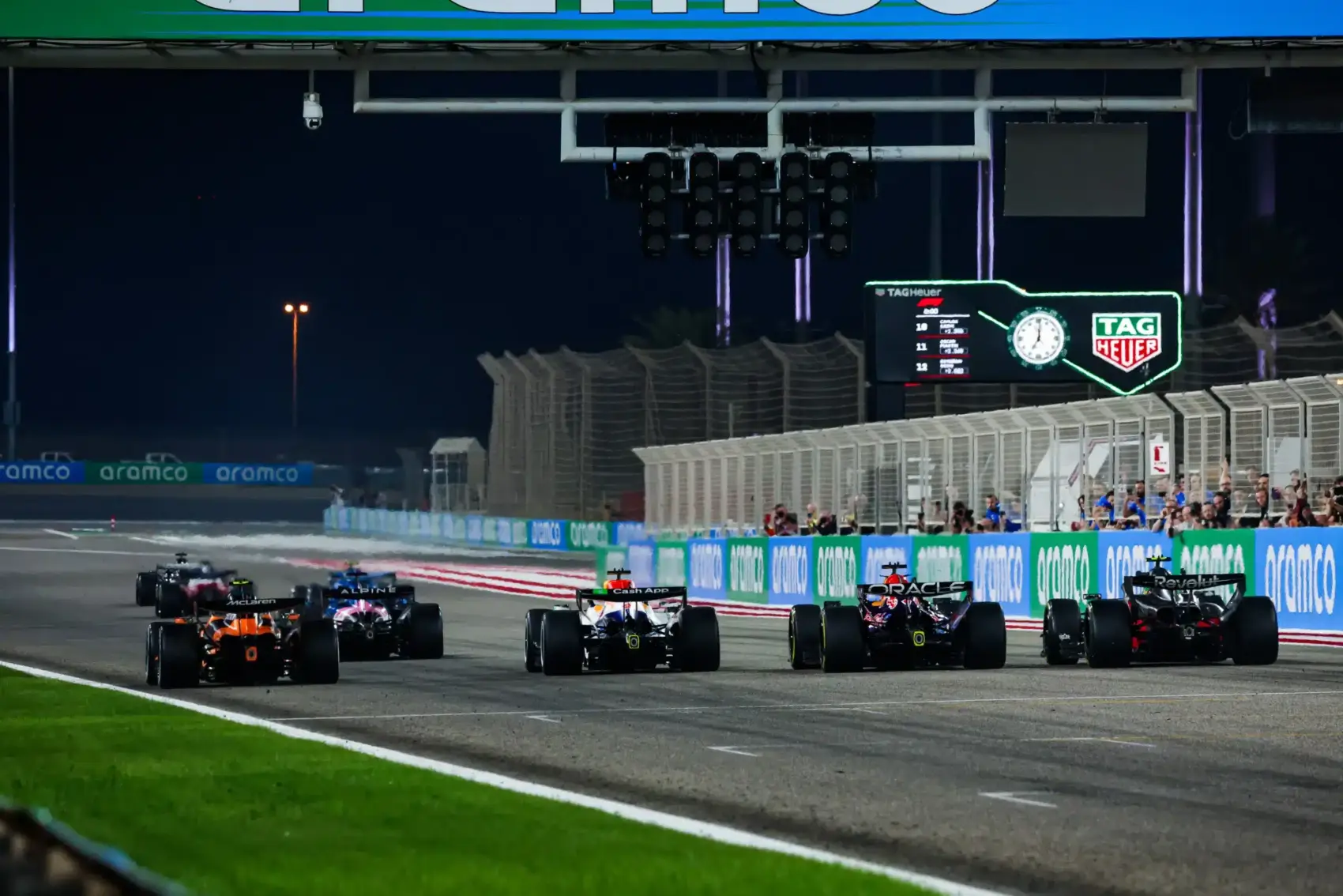 Az F1-es csapatok megegyeztek, hogy elkerüljék a katasztrófát