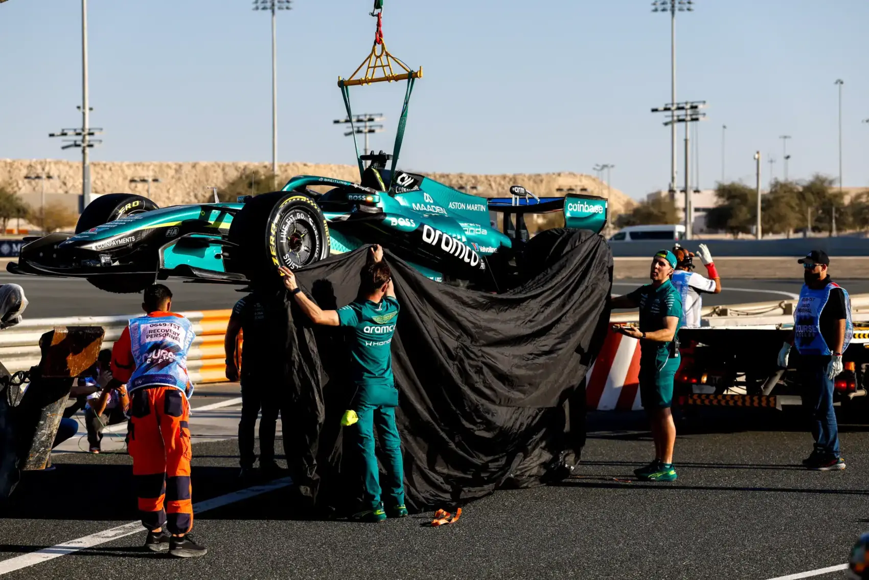 Újabb rossz hírek az Aston Martinnak a Honda beismerése után