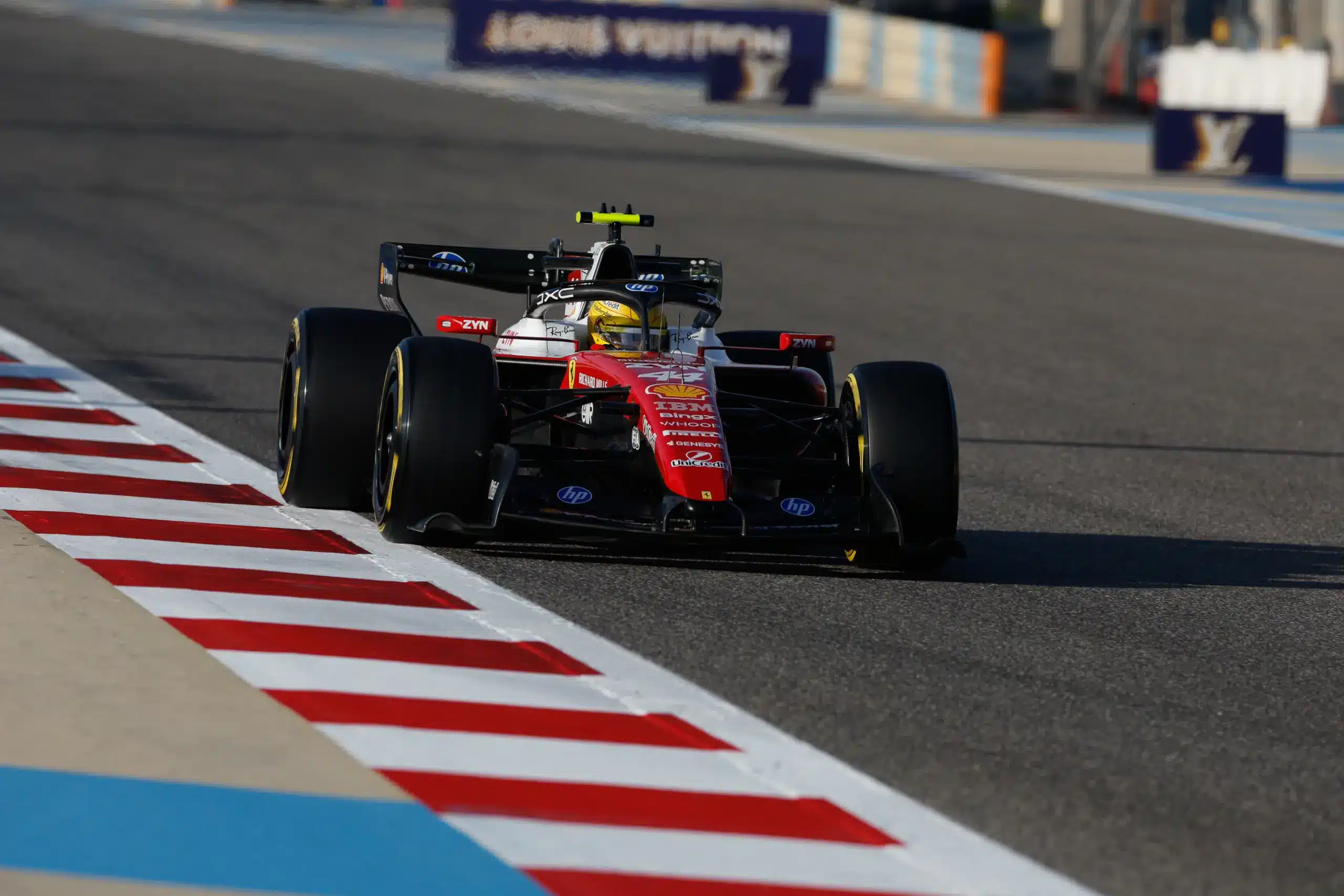 A Ferrari ráment az öt kör hírnévre, majd elbújt a csütörtöki délelőttön