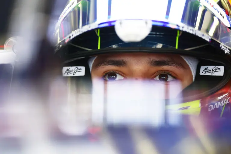 Pérez: Ha higgadt marad, Hadjar sikeres lesz