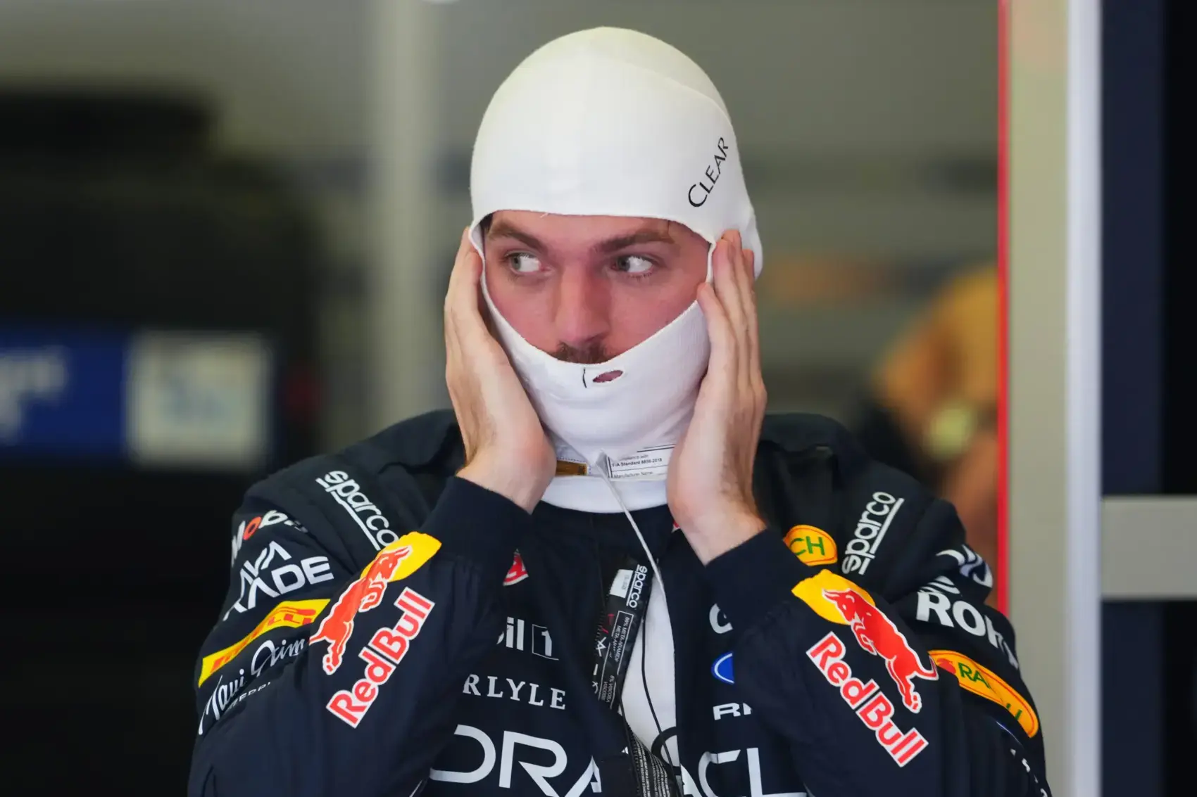 Leszólták Verstappen képességeit, spanyol csapattársa ragadt billentyűzetet, hogy kiálljon mellette
