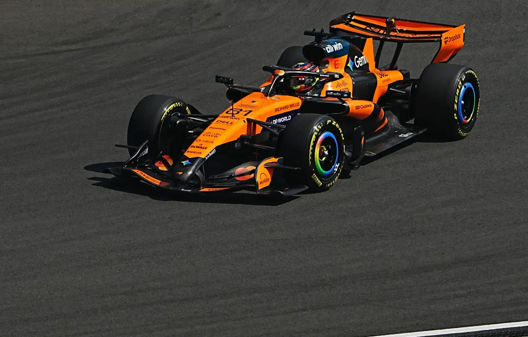 A McLaren hozta a reményt, hogy Japánban nehezebb lesz a Mercedes dolga