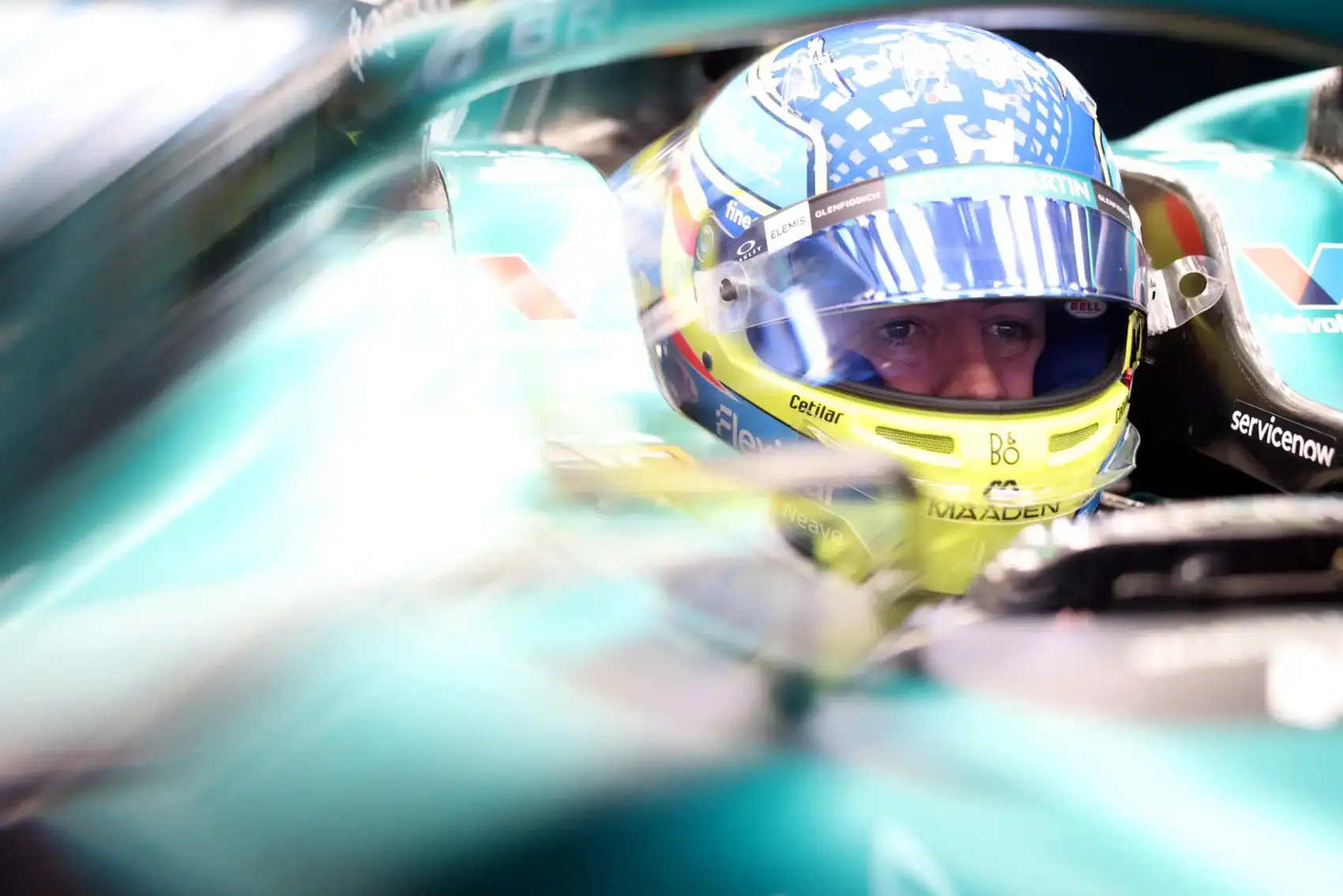 További három-négy hónapos szenvedést jósol Alonso az Aston Martinnak