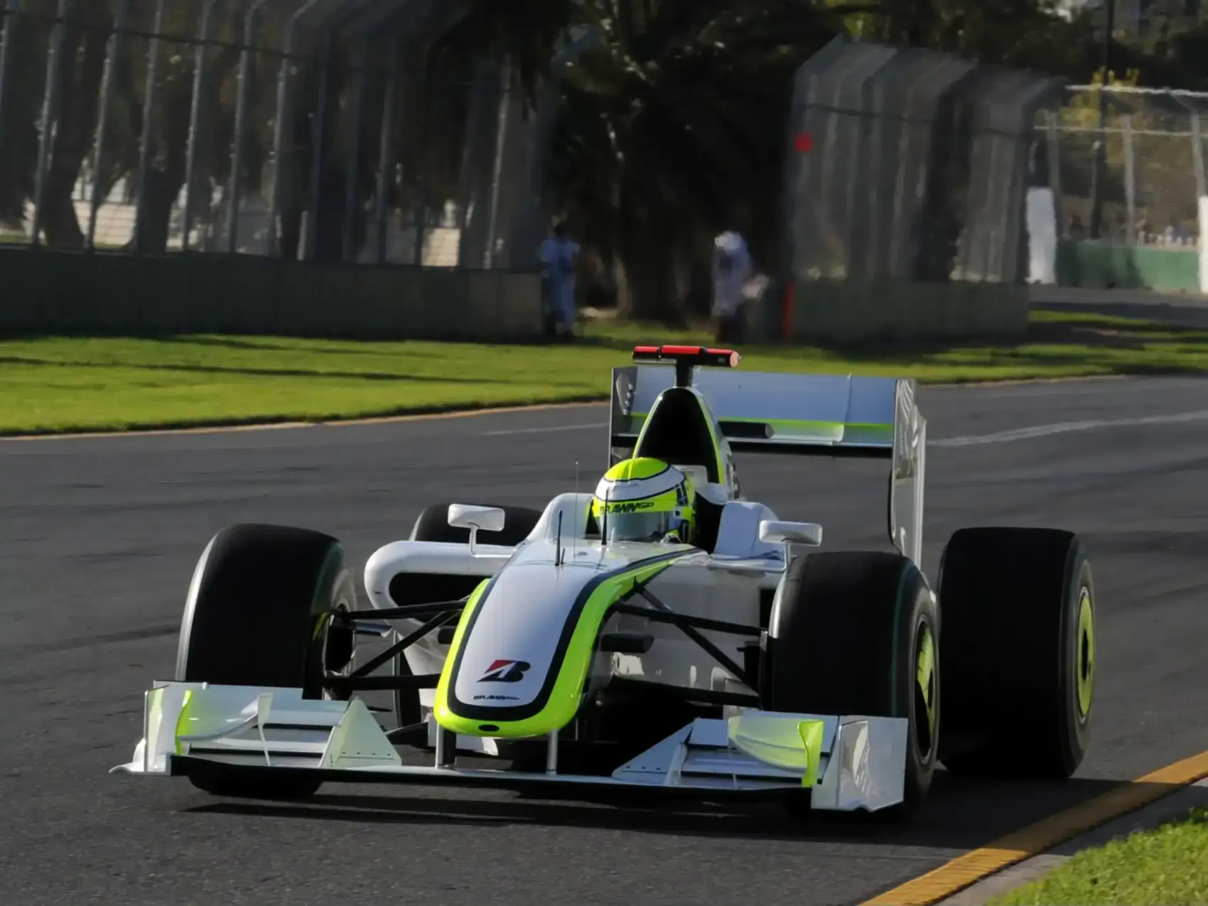 Csoda is volt meg nem is: 17 éve indult az egyszezonos F1-es csapat tündérmeséje