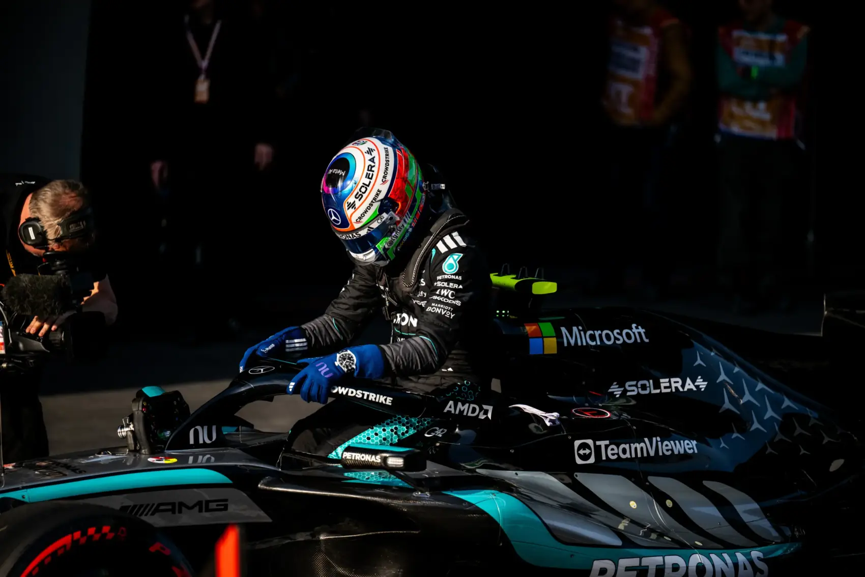 Wolff megerősítette, Antonelli sokba kerülő hibát vétett a kínai sprint rajtjánál