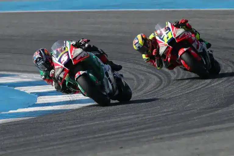 Zarcótól tanulva, Marc Márquez kesztyűjében szerezte meg első MotoGP-pontjait Moreira