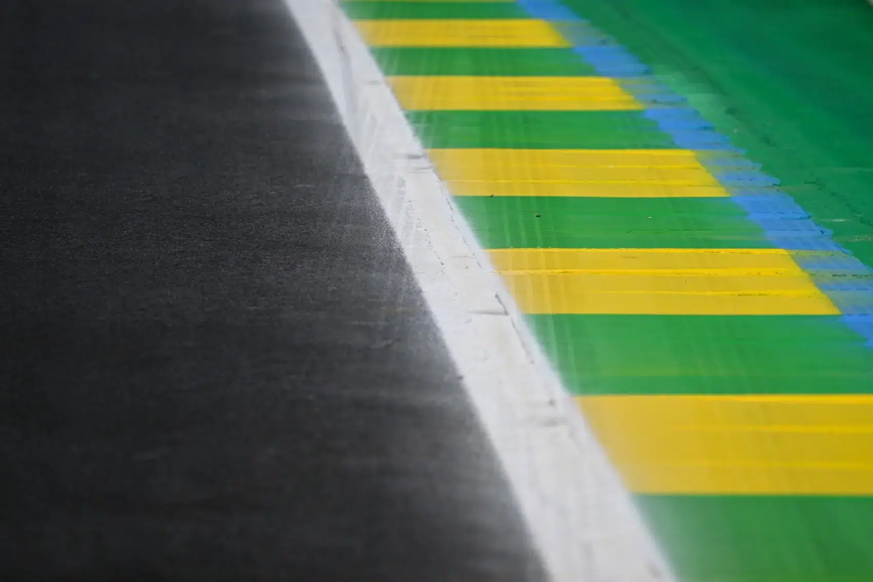 Két MotoGP-pályát is felújítanak a legutóbbi veszélyes esetek elkerülésének céljából