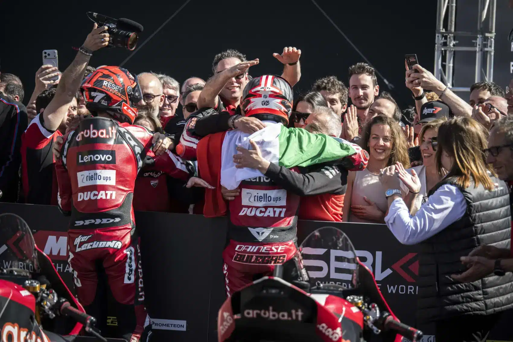 Superbike-vb, Iker Lecuona, Nicolò Bulega, Portimão 2026, vasárnap