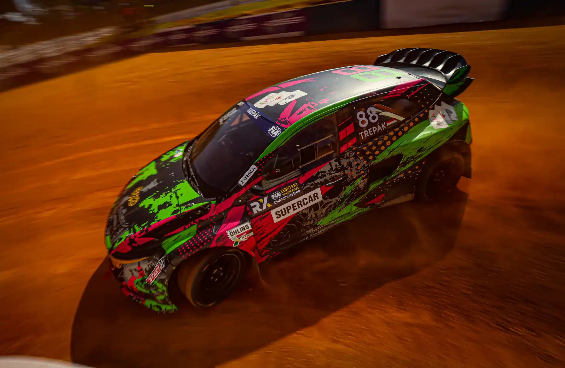 Brutális mezőny az ERX-szezonnyitón, közte kilenc magyarral