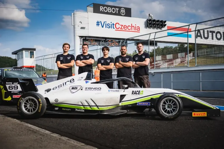 Két magyar is rajthoz áll idén a hozzánk legközelebb eső F4-es sorozatban