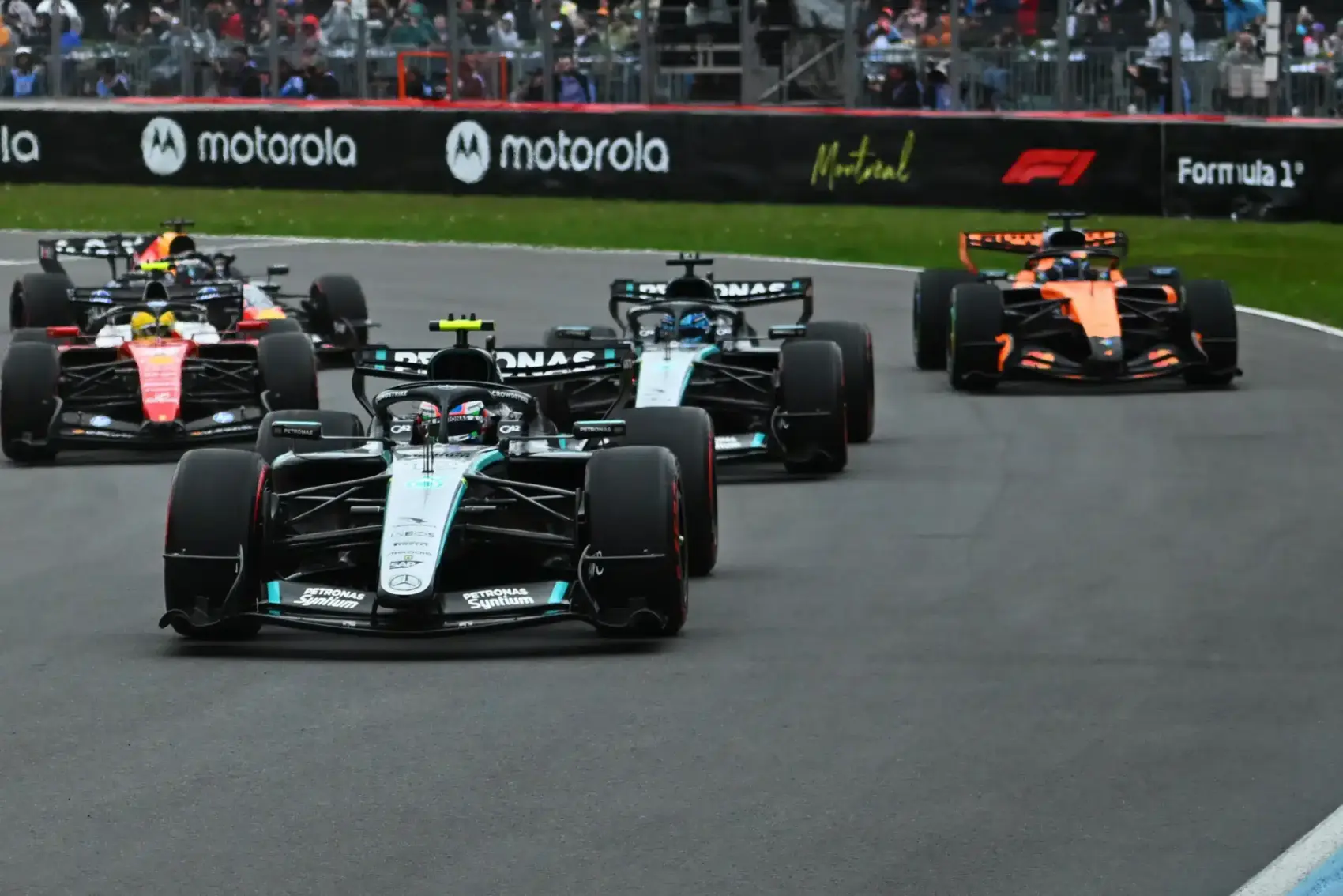 „Hős” helyett „idiótának” tűnt a McLaren a katasztrofális döntés után, véli a csapat versenyzője