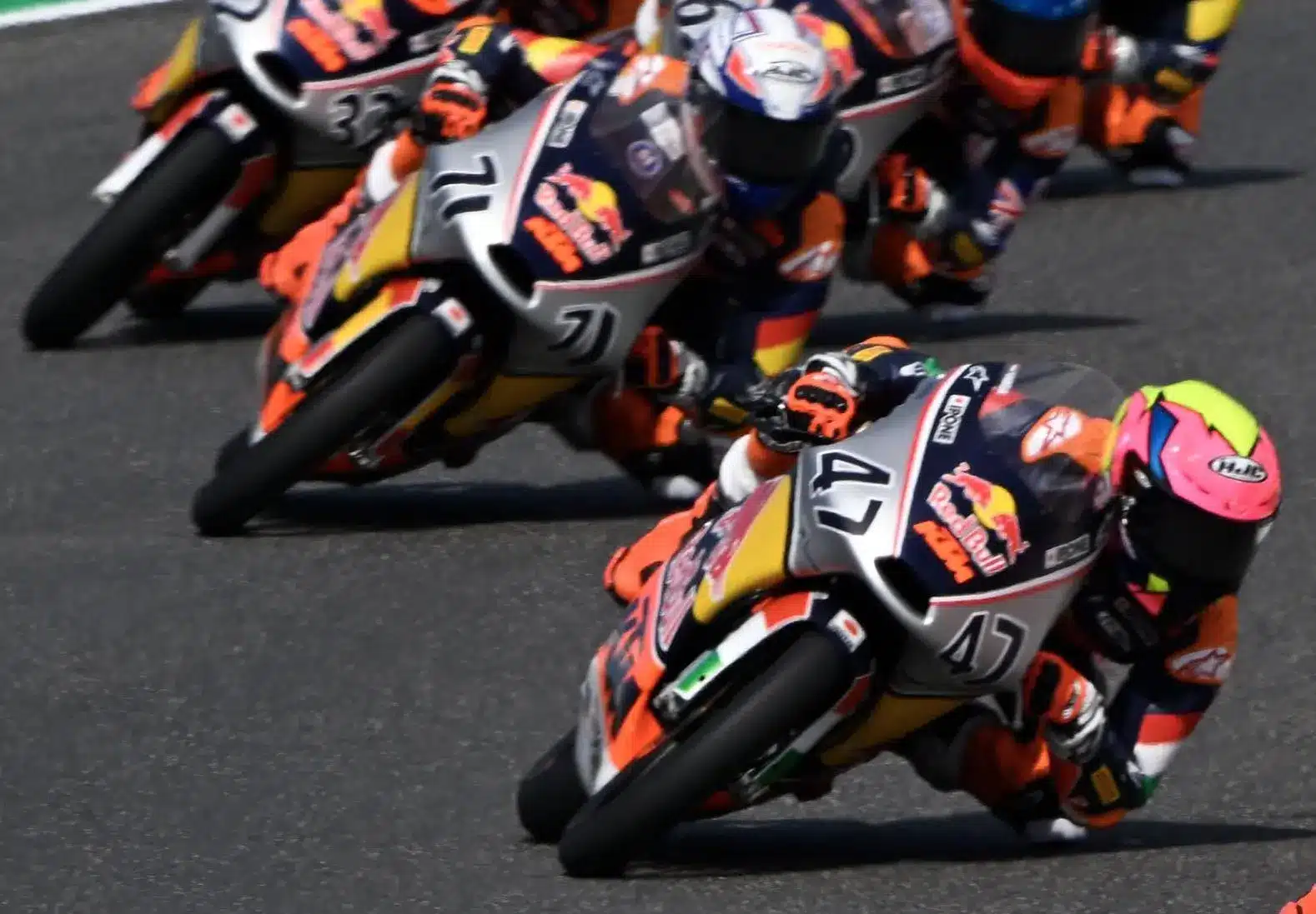 Vezetett a magyar versenyző a MotoGP betétfutamában, de kilökték