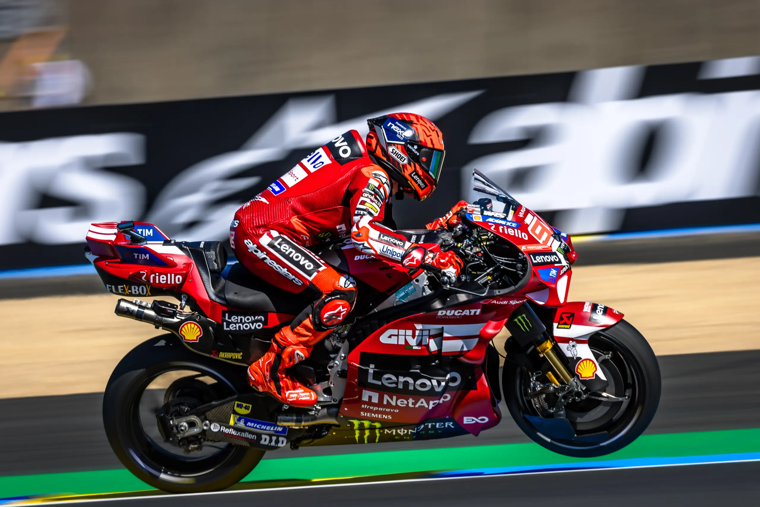 Pontosított a bokszbejárat szabályain a MotoGP, miután Márquez megúszta a büntetést