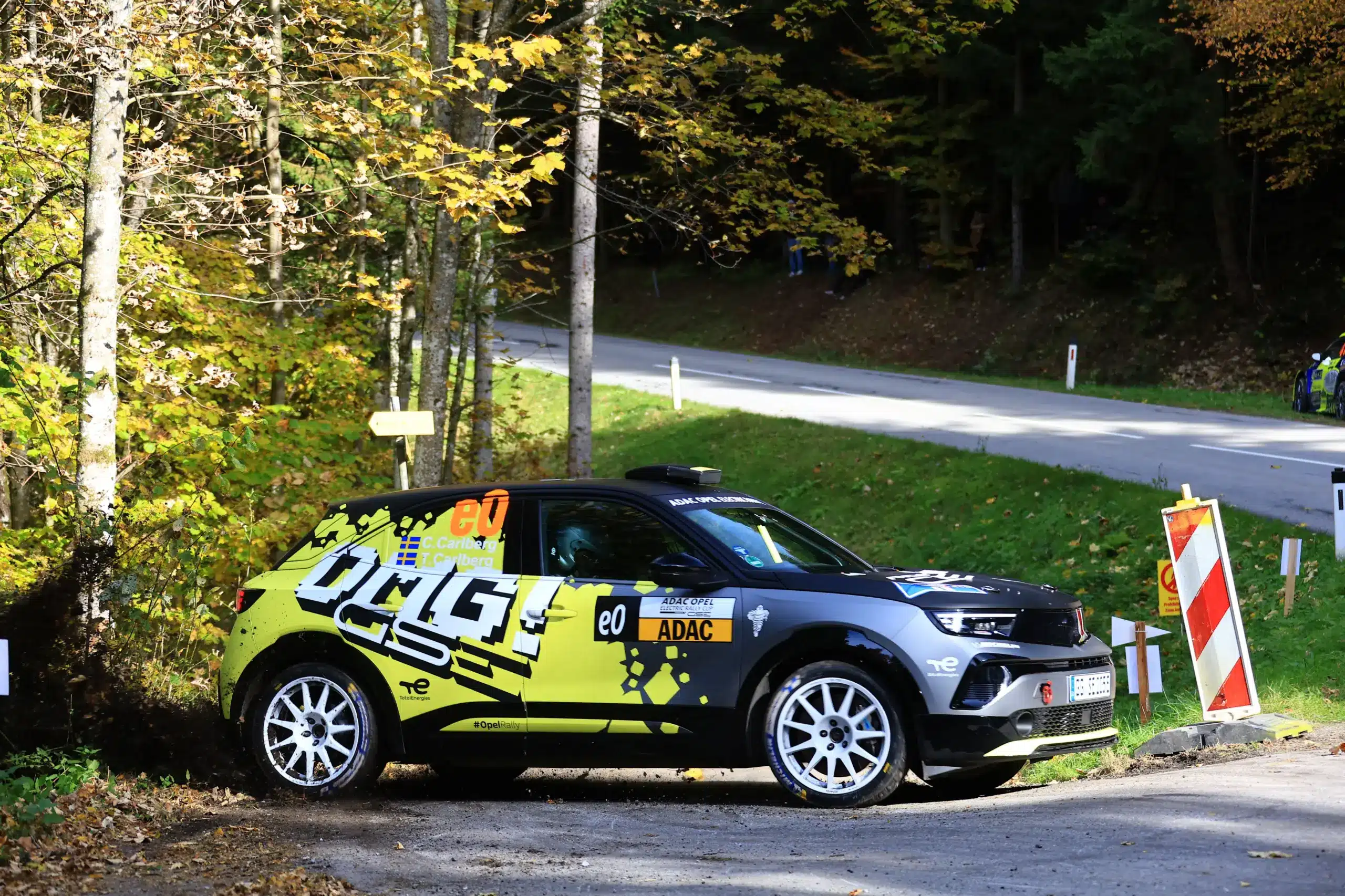 Új autó debütál az Opel tisztán elektromos rali-márkakupájában, az ADAC Opel GSE Rally Cupban
