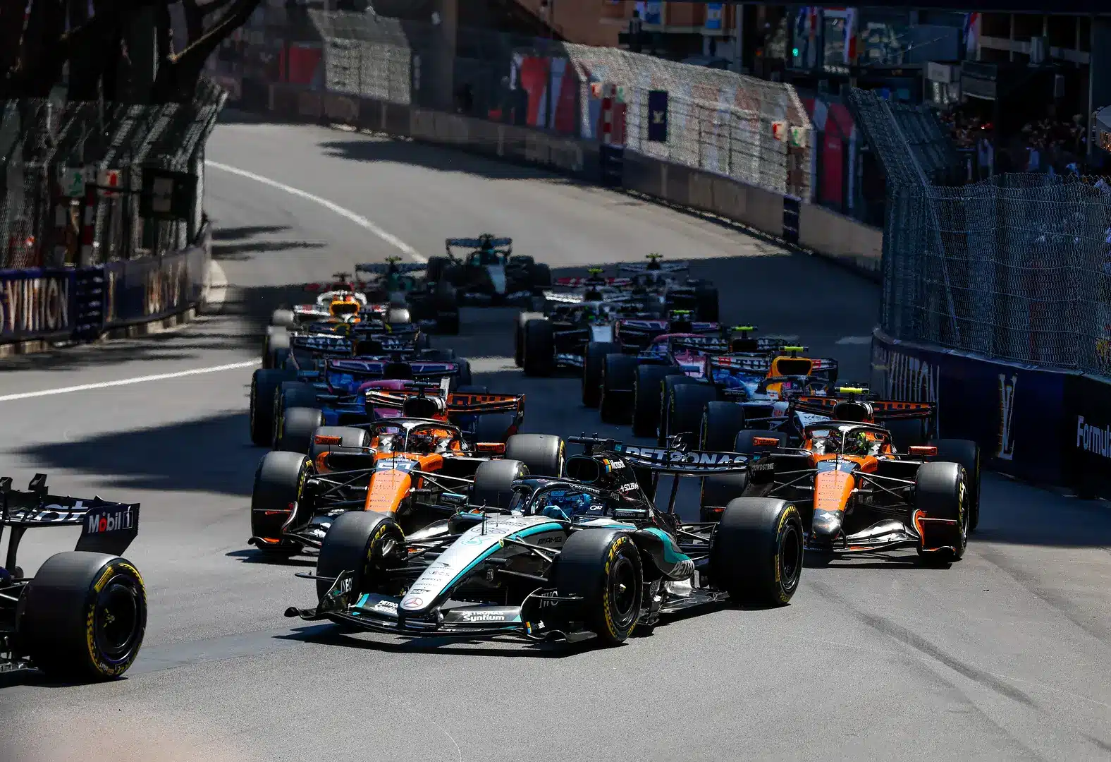 Russell, Mercedes, Monaco